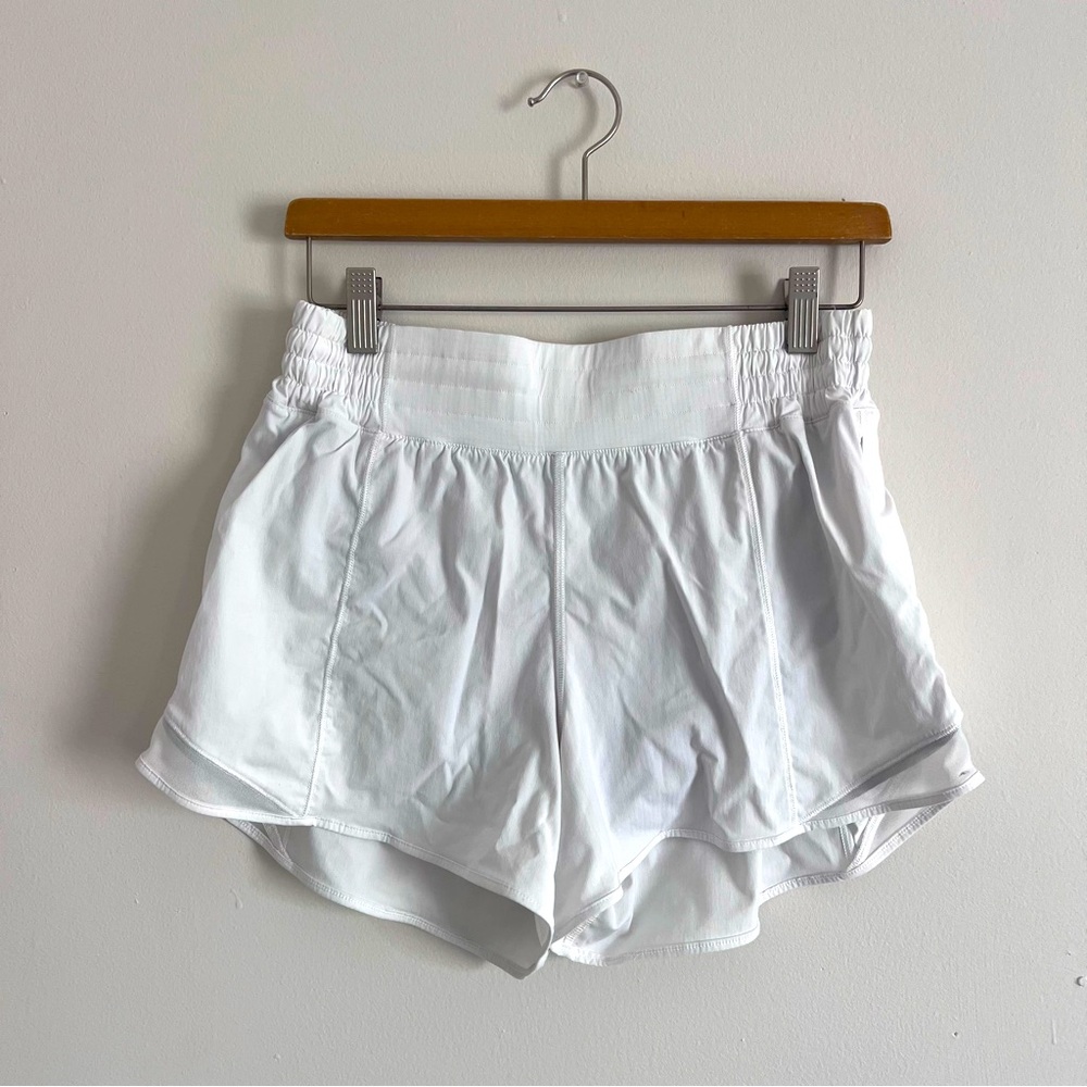 Lululemon Hotty Hot High Rise 4 Inch Shorts Size 8